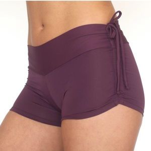 La la land baby cake shorts in grape juice